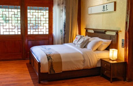 ZhouHe – River View Suite